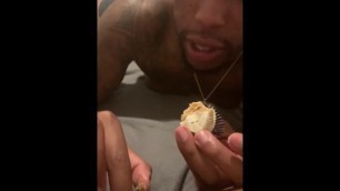 Prettymillzz has Musclar Guy Eat Reese’s our her Fat Pu$$y!!!