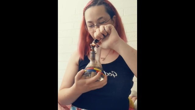 Cute Teen Takes a Huge Rip from her Bong