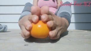 She definitely know how to Squash an Orange with her Sexy Feet