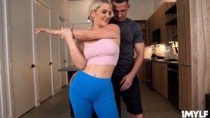 Mike eat out Slimthick Vic's juicy pussy and clit